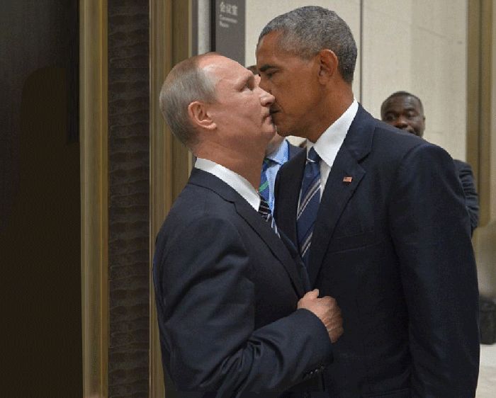 Obama And Putin’s Hilarious Death Stare Gets Trolled By Photoshoppers-23