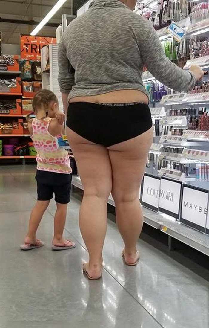 The 20 Most Ridiculous People of Walmart Photos -15