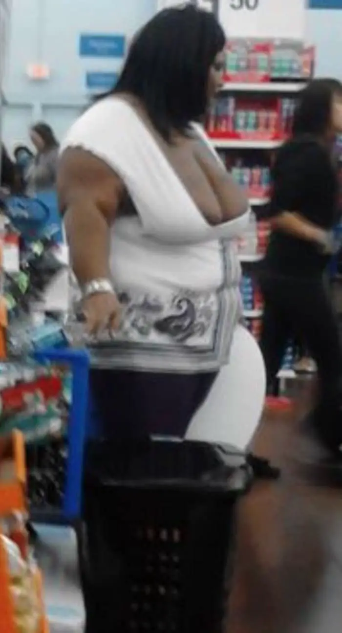The 35 Funniest People Of Walmart Pictures of All Time -01