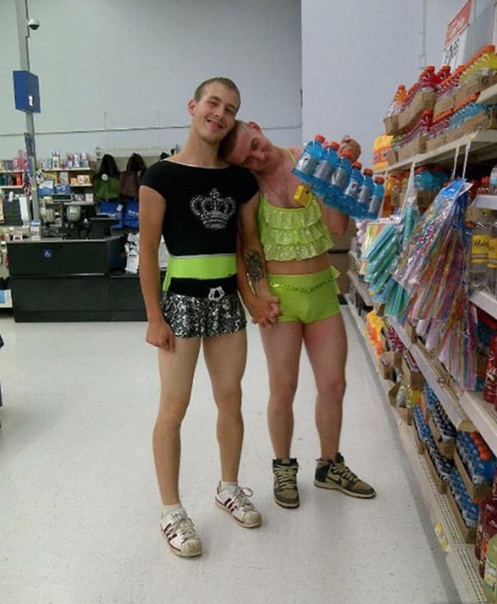 The 35 Funniest People Of Walmart Pictures of All Time -21