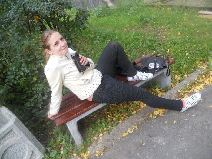 30 Funny Pictures of Russian Girls Who Failed to Look Hot -29