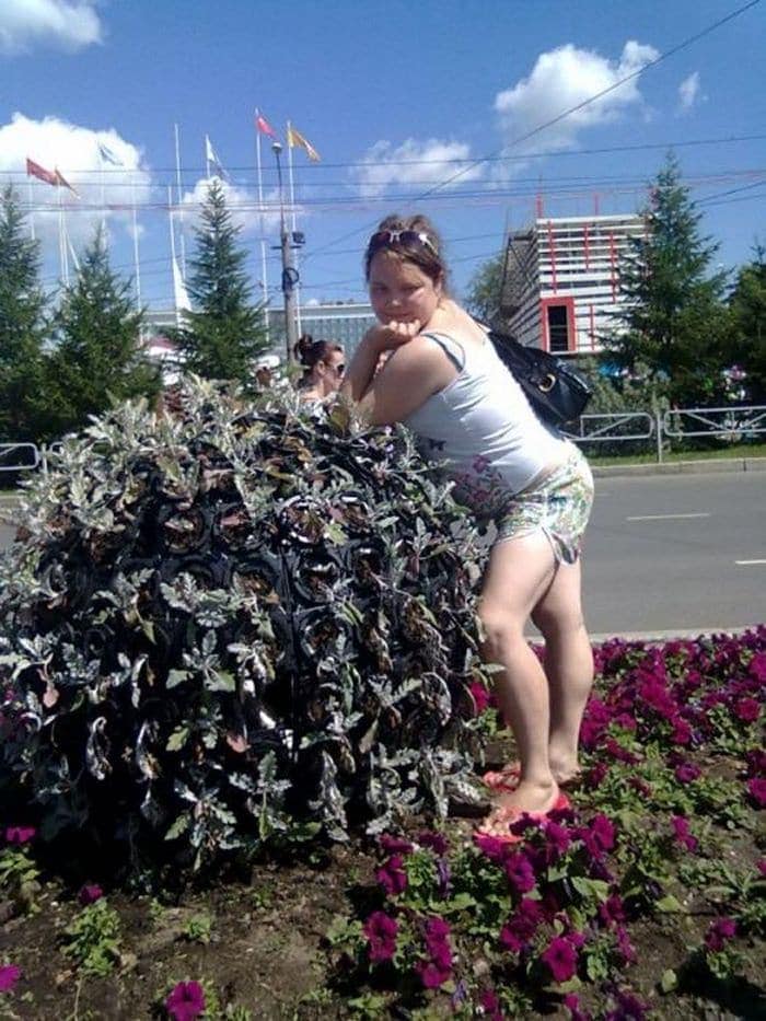 30 Funny Pictures of Russian Girls Who Failed to Look Hot -30
