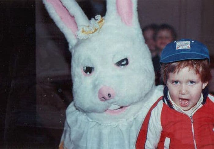 20 Creepy Vintage Easter Bunny Pics Guaranteed To Make You Say WTF -01
