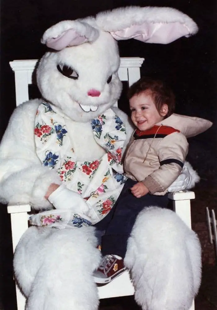 20 Creepy Vintage Easter Bunny Pics Guaranteed To Make You Say WTF -05