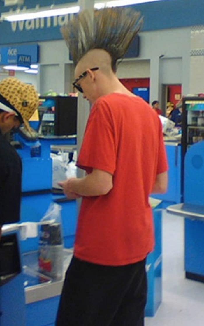 The 24 Weird People of Walmart That Are on Another Level -07