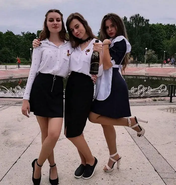 26 Funny Photos of Students Celebrating Graduation in Russia Will Blow Your Mind -08