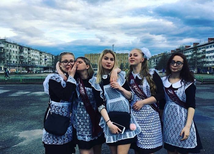 26 Funny Photos of Students Celebrating Graduation in Russia Will Blow Your Mind -11