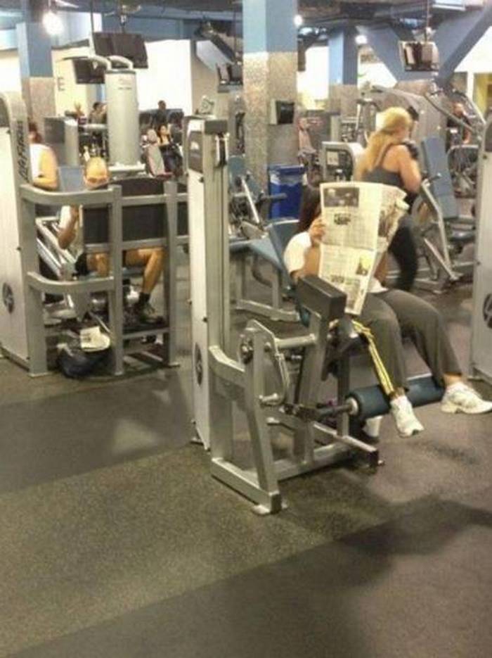 27 Epic Fail Gym Photos That Will Make Your Day -18