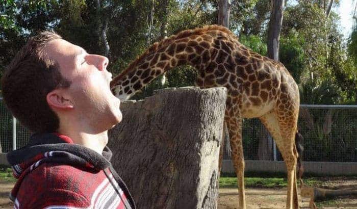 56 Ridiculous Men Having Fun Photos That Will Make Your Day -34