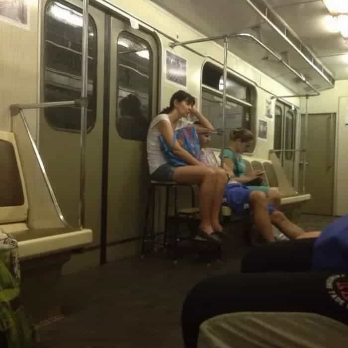The Weirdest People Ever Found Riding On The Subway -17