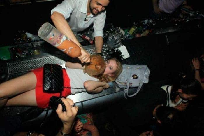 48 Ridiculous Drunk People That Will Shock You -07