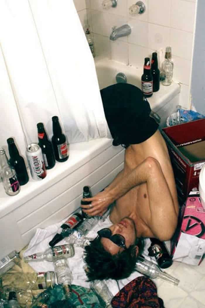 48 Ridiculous Drunk People That Will Shock You -18