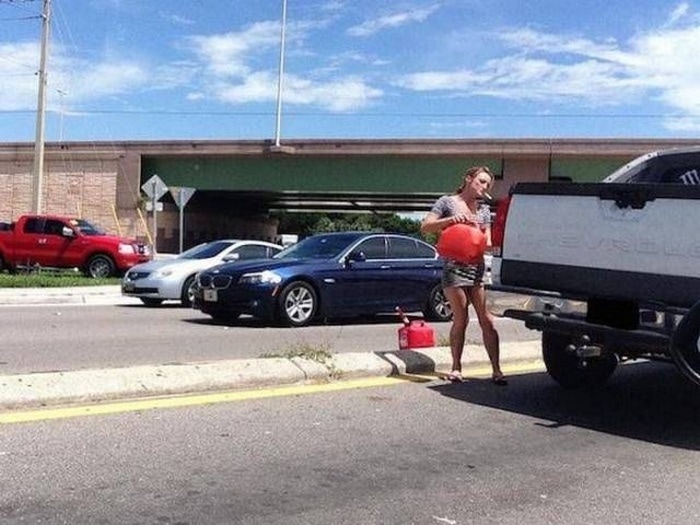 50+ Dumb People That Are The Best Darwin Award Nominees-17
