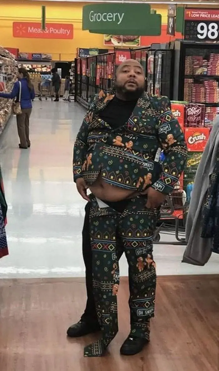 48 People Of Walmart That Will Make You LOL-24