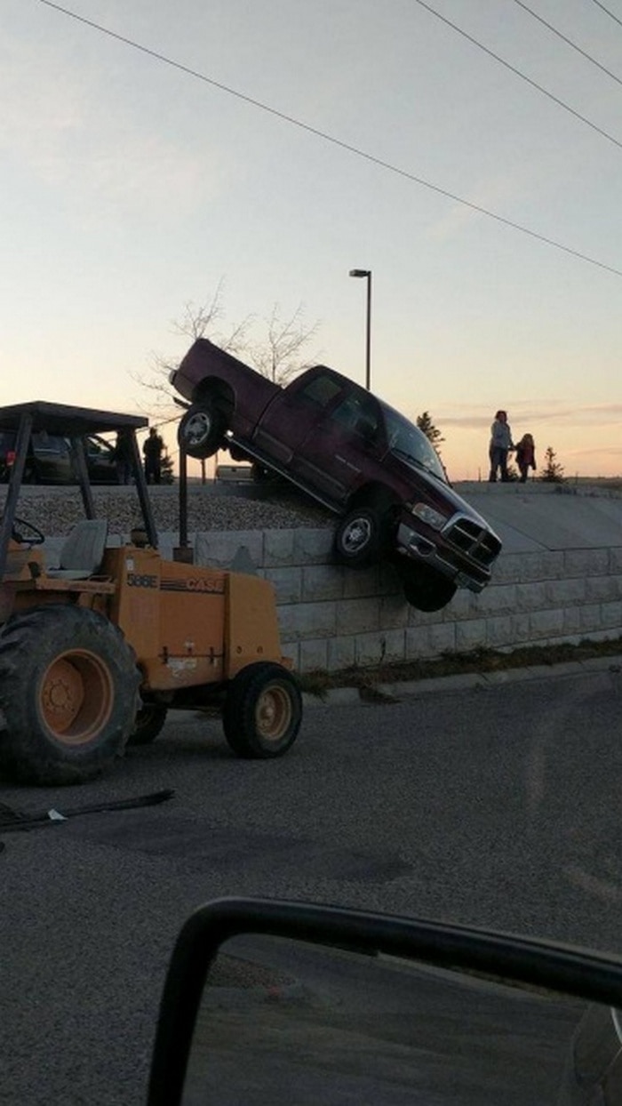 35+ Bad Drivers Who Should Not Be Allowed To Drive-14
