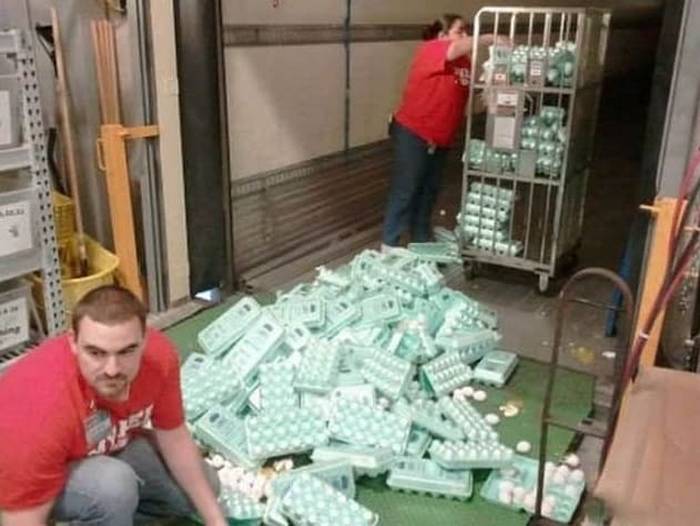 60+ People Having Worst Bad Day Ever Examples-25