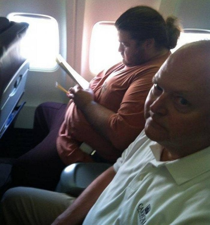 Awkward Airplane Moments That Are Funny And Scary (18 Photos)-12