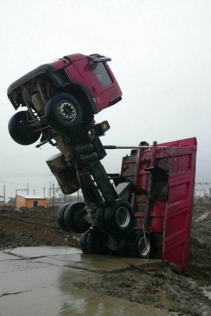 50 Photos That Are The Very Definition Of a Bad Day-29