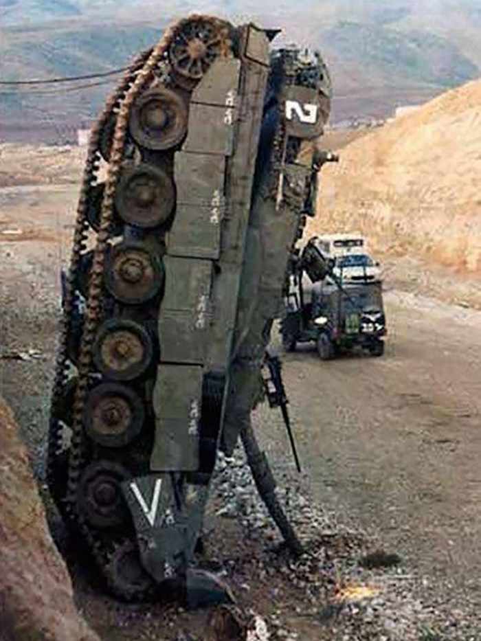 The Worst Driving Fails Ever That Will Make You Laugh (23 Pics)-19