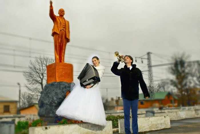 Worst Russian Wedding Photos That Are Too Awkward To Handle (40 Pics)-09